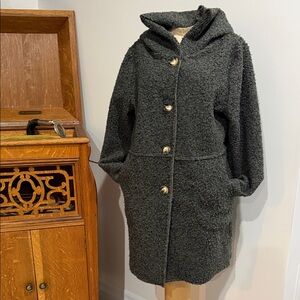 Cozy Gray Papa Vancouver Hooded Women's Coat